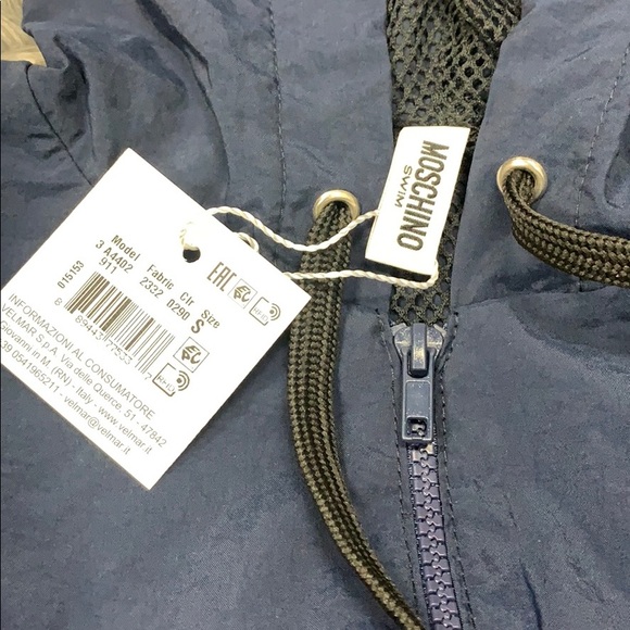 Moschino - Picture 3 of 6